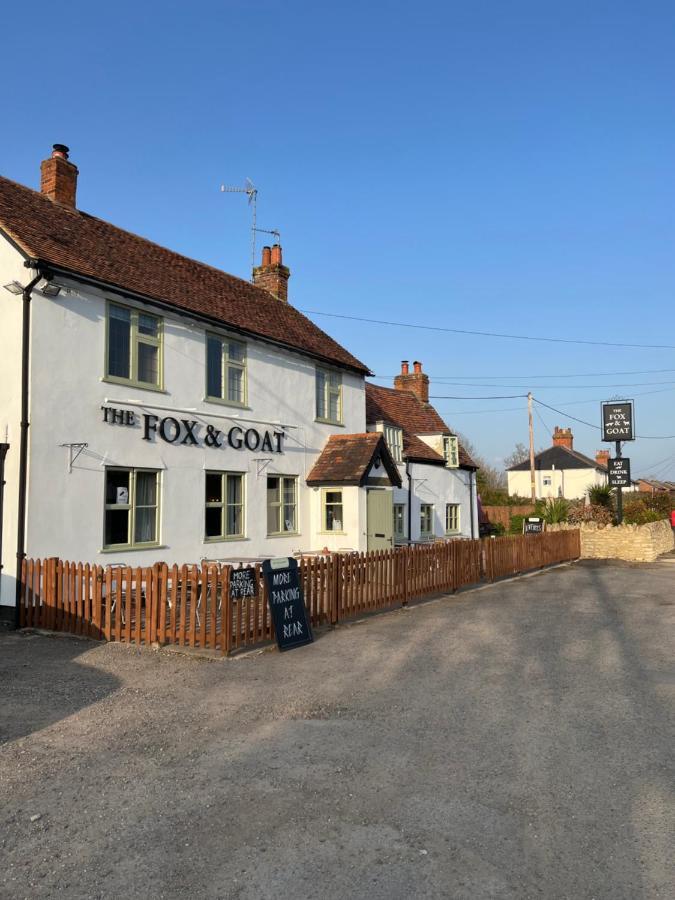 Fox And Goat Hotel Waterstock ภายนอก รูปภาพ