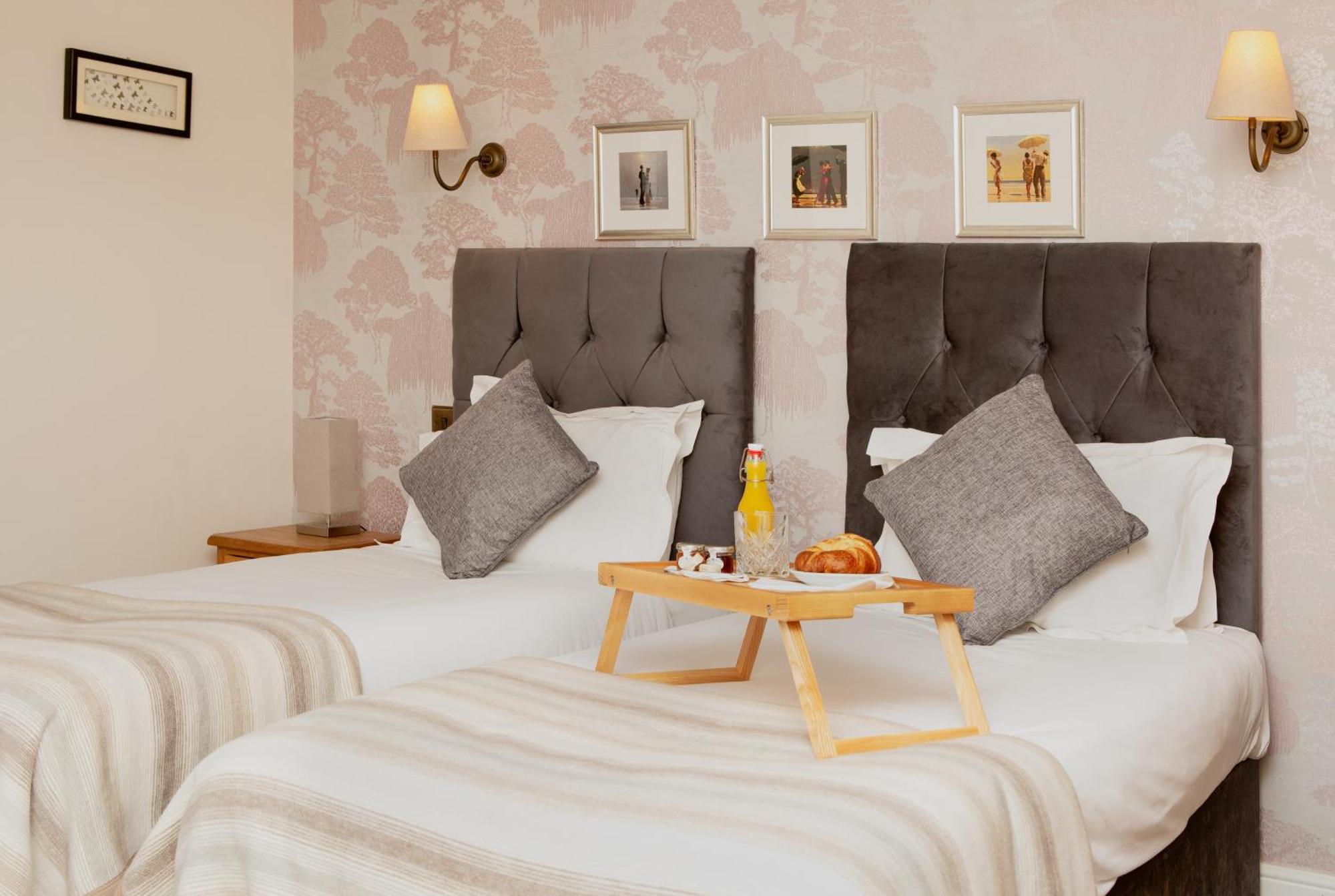 Fox And Goat Hotel Waterstock ภายนอก รูปภาพ